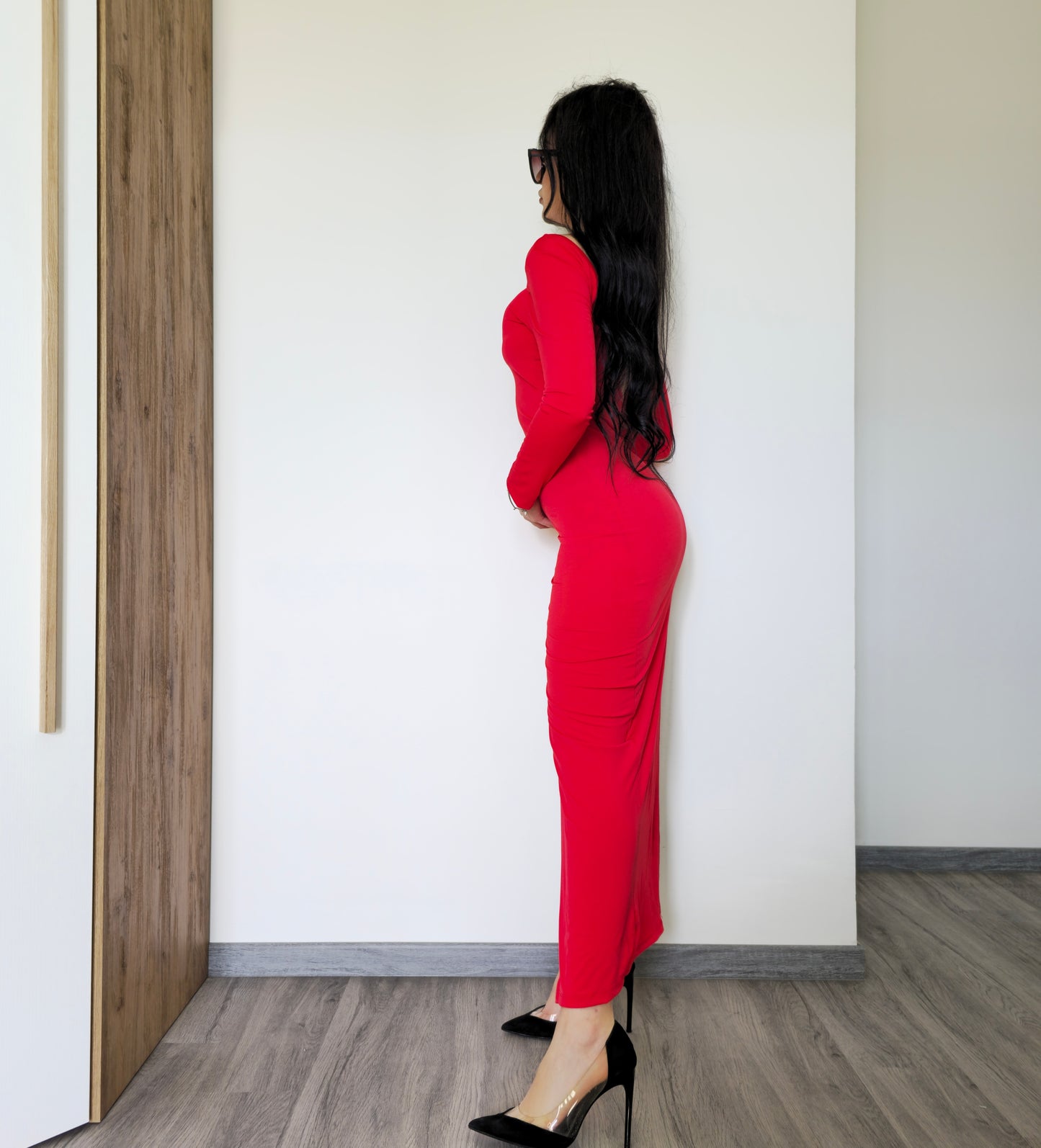 Carpet| Abito rosso con spacco