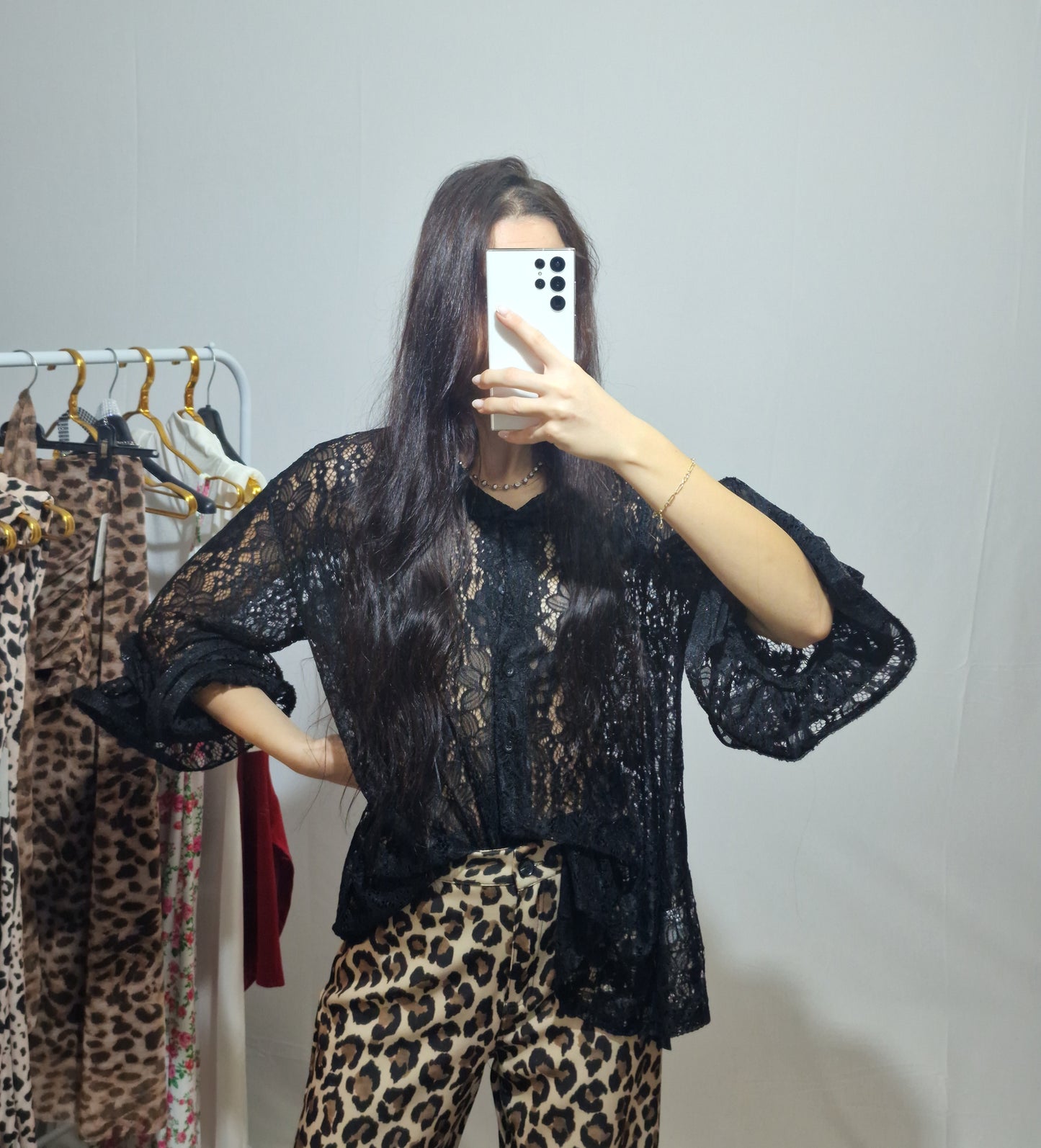 Molli|Camicia nera in pizzo