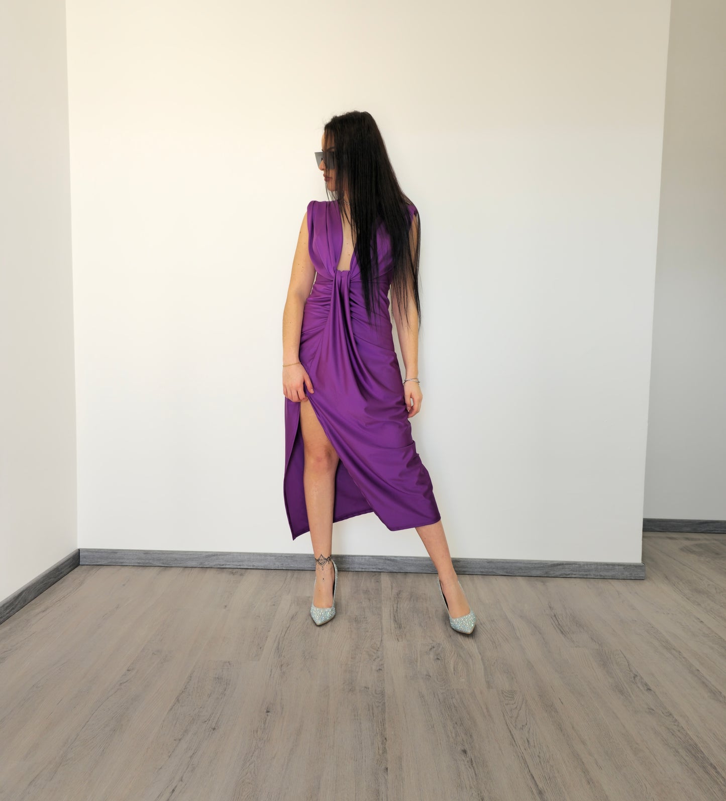 Violet|Abito estivo con spacco viola