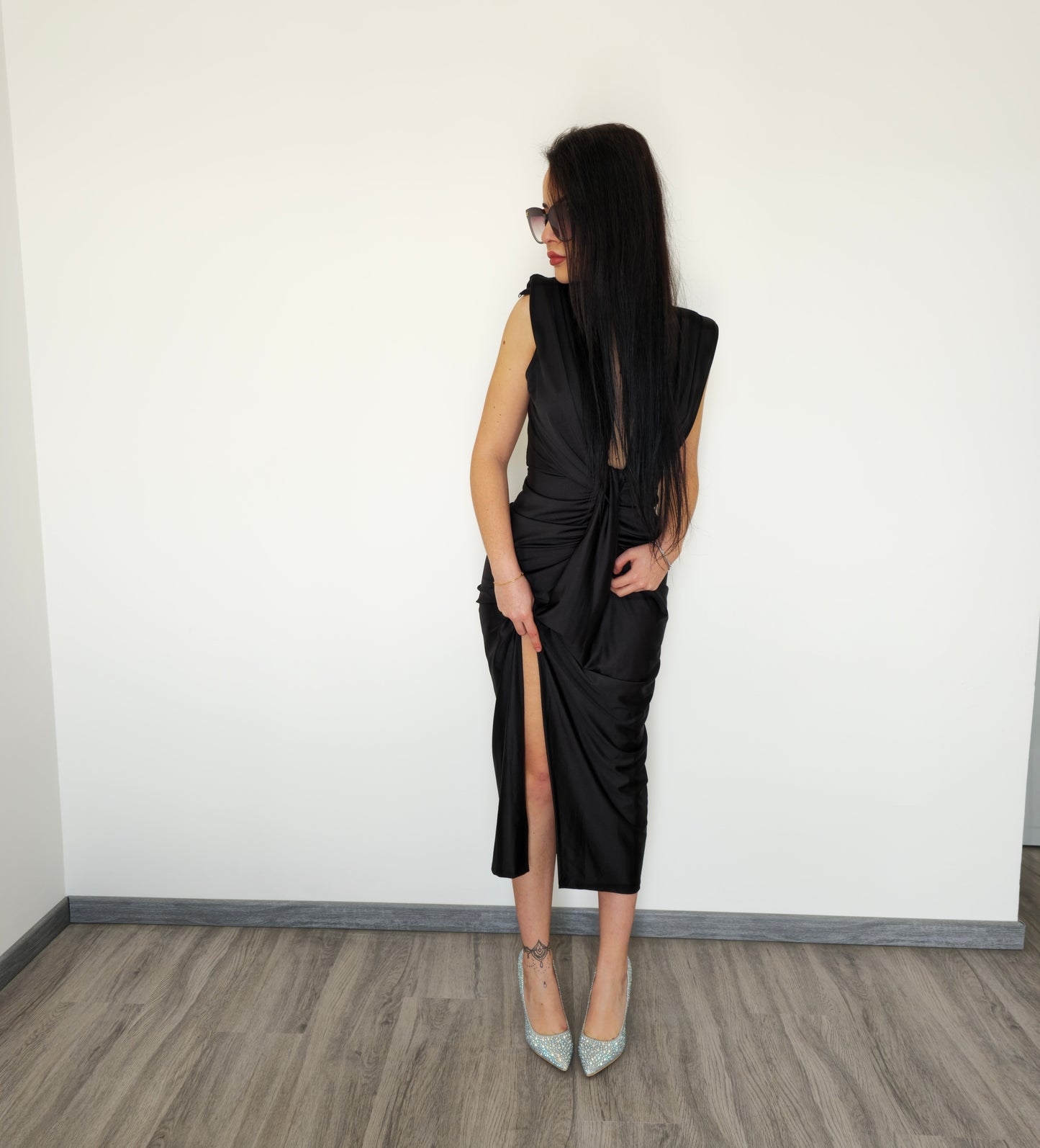 Violet|Abito estivo con spacco nero